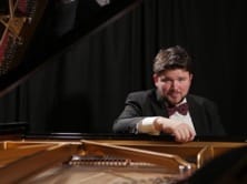 Nenad Ivovic, piano